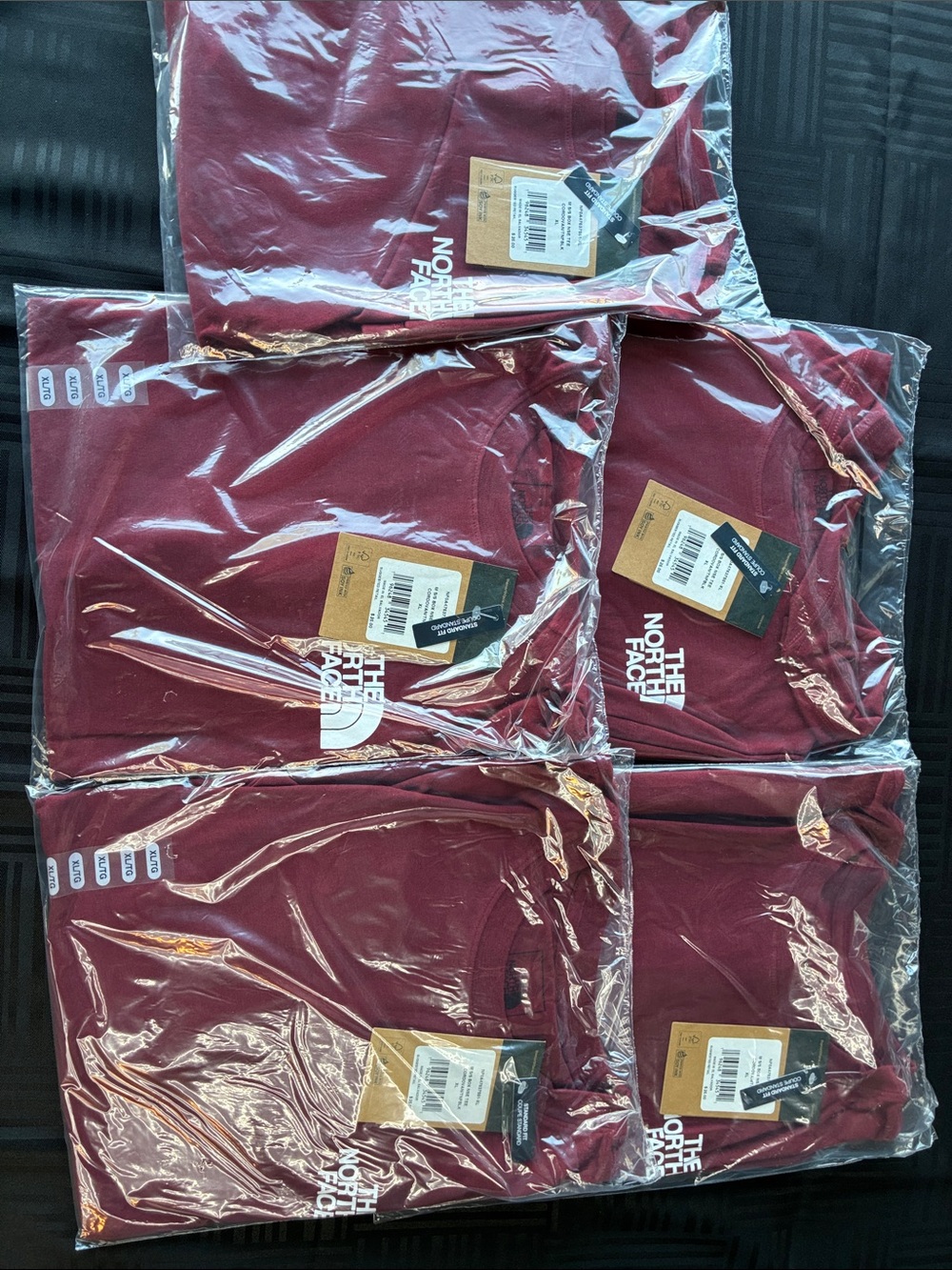 The North Face Crew Neck Tee - Burgundy Red (5 X-Large shirts pack) - Picture 5 of 7